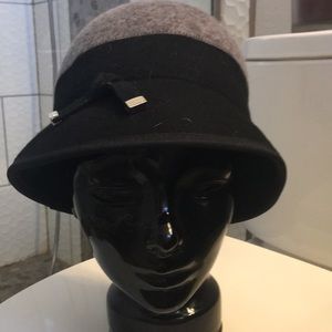 Calvin Klein hat